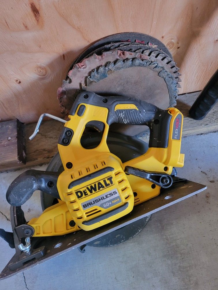 Circular Saw Flex Bolt Brushless 60v With 10 Extra Blades Carbide