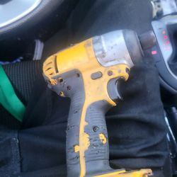 Dewalt Impact Drill 18 Volts