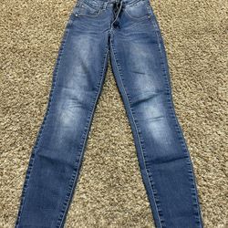 Maurices ever flex, high-rise, jeans, size 2 short