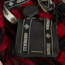 Steve Madden Cross Body Bag