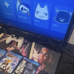 PlayStation 4 With 3 Games 