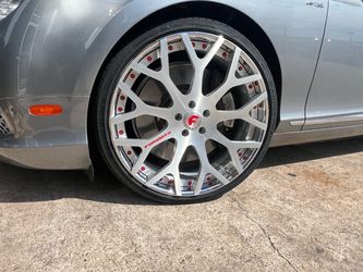 Forgiato Custom Wheel with Tire