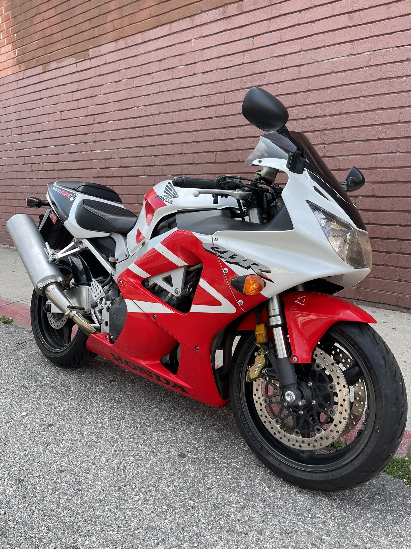 2000 Honda CBR929RR for Sale in Los Angeles, CA - OfferUp