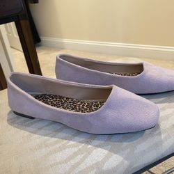 Women’s Pink Flats
