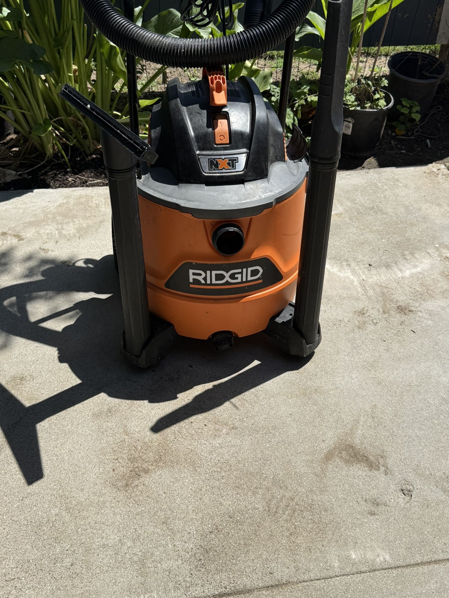 Wet & Dry Vacuum 16 Gallon