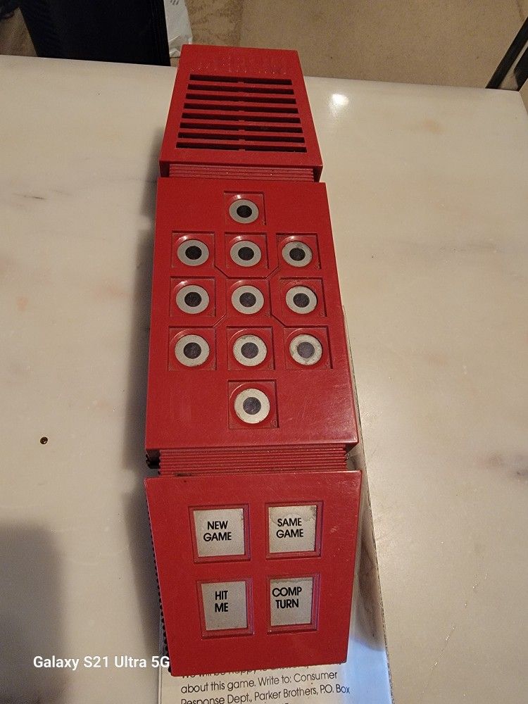 Merlin Electronic Game