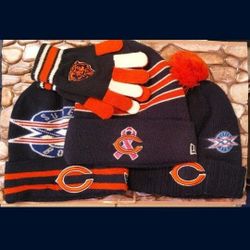Chicago Bears New Era Beanie Trio With Gloves! (GENTLY USED)😇 Please Read Description.