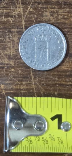 Vintage 1957 Norwegian 50 øre Coin Key Year