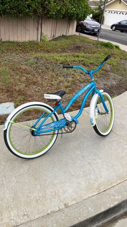 Diamondback Della Cruz 24” Girls / Youth Beach Cruiser Bike – Metallic Blue