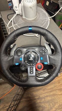 Selling my Logitech PlayStation steering wheels and pedals set up