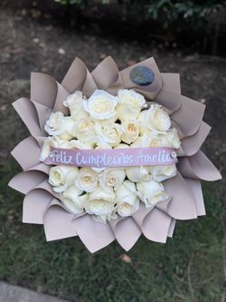 25 Roses Bouquet 