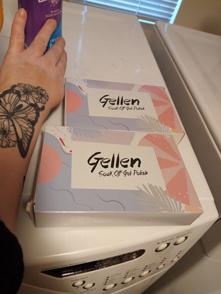 2 Gel Nail Polish Sets