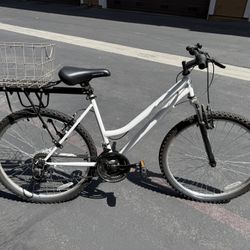 Roadmaster 18 Speed Bike