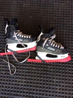 Ice skates. Bauer size 6