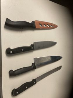 Assorted random kitchen knives