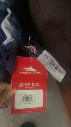 Brand new camping backpack paid over 100$