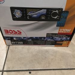 F$60 Stereo nuevo en su caja