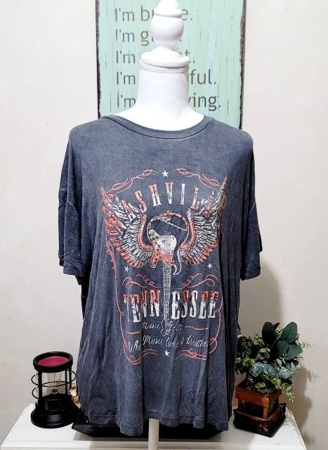 Woman's Nashville Rhinestone Graphic Soft Relaxed Fit T-Shirt