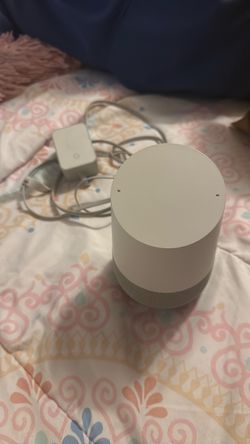 Google Home Smart Speaker