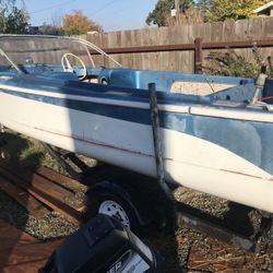 1960 Fiberglass Boat