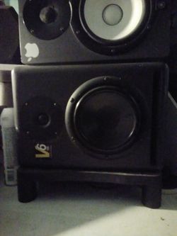 Krk V6 Studio Monitors 