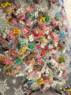 Silicone beads