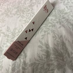 Lys Lip Liner