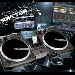 The Numark TT1625 Battle Pack With Ipod Dock