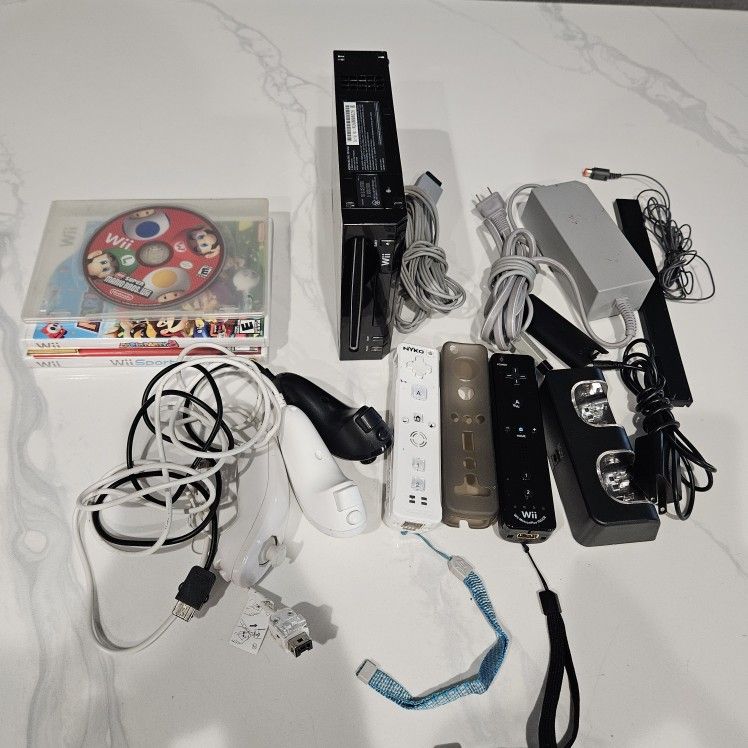 Nintendo Wii Console & Games