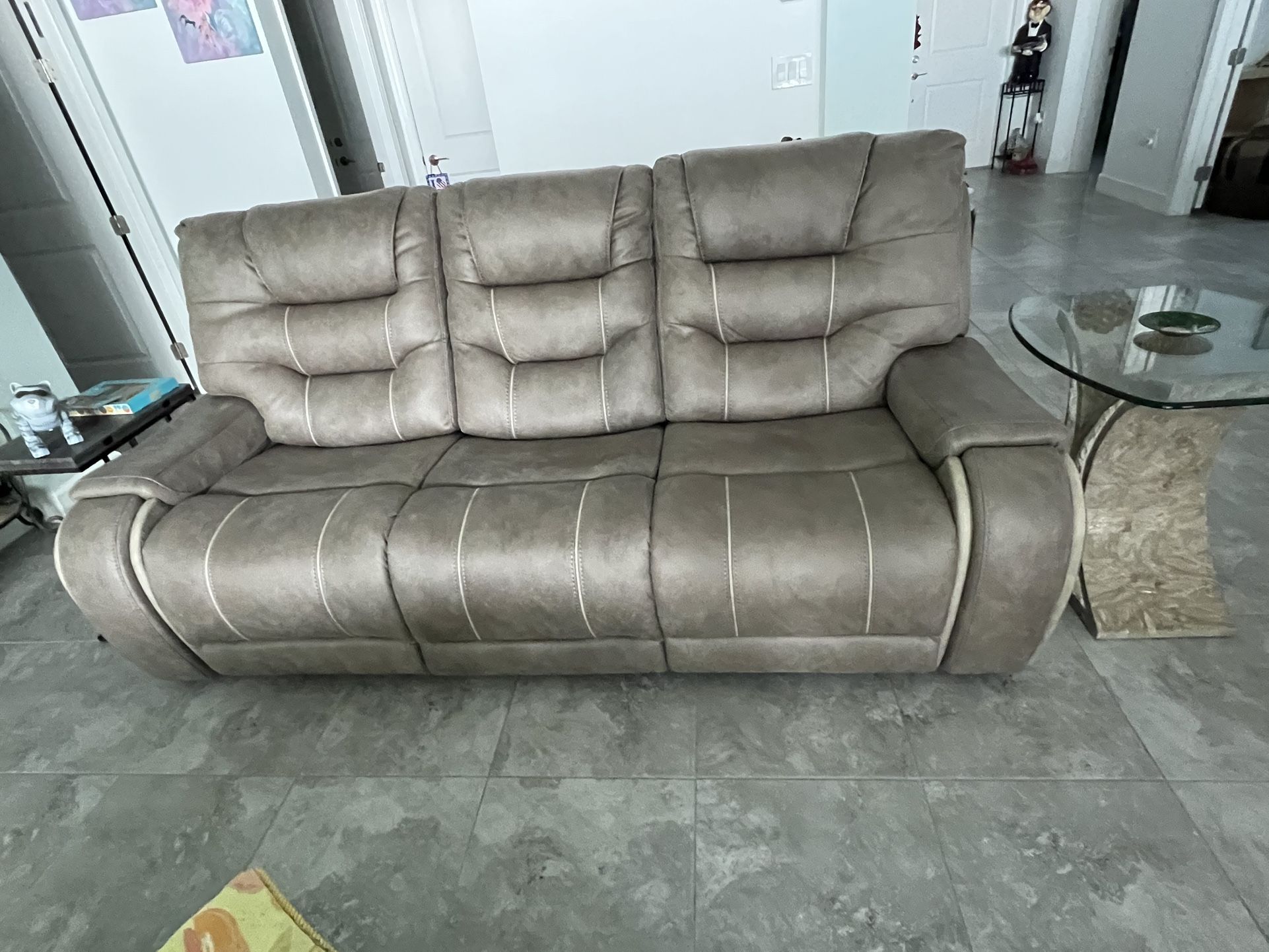 Reclining Sofa