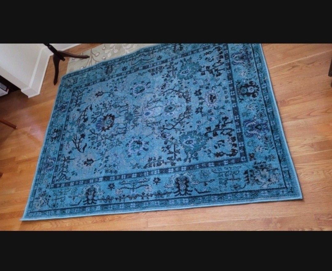 Brand New Area Rug 5ftx7ft