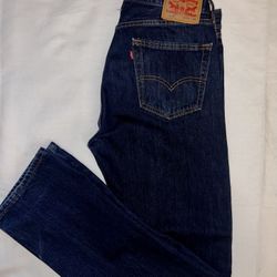 Levi’s Straight Leg Navy Blue Jeans 