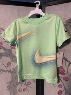 Huge Clothing Sale 👗 Name Brand Bundles & Affordable Fashion Finds
