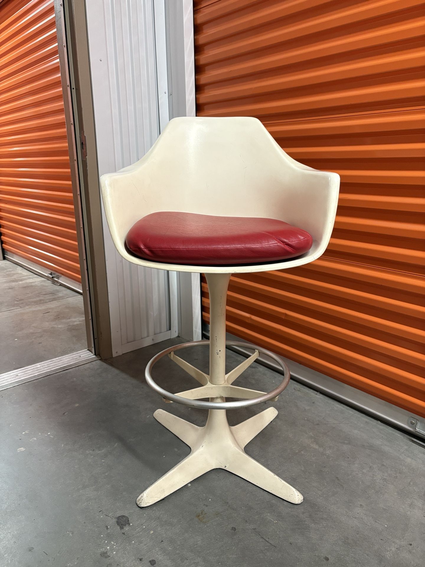 Vintage Mcm Burke Bar Stool/chair