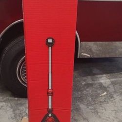 Milwaukee M12 Rocket Tower Light 