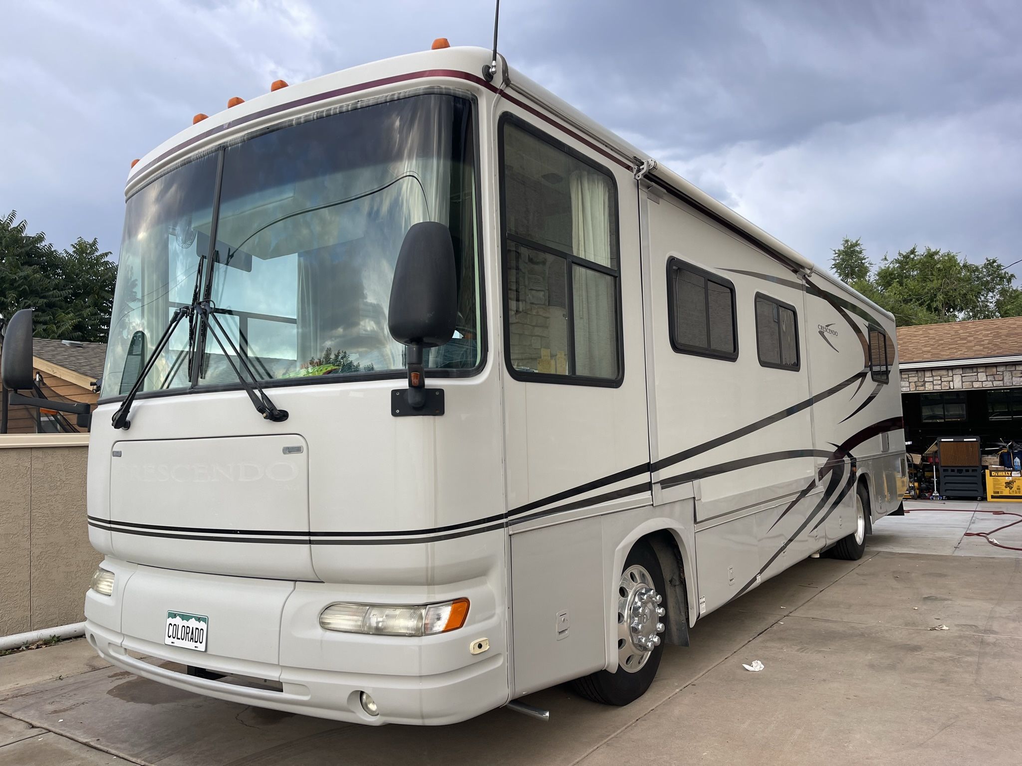 2004 Gulf Stream Crescendo