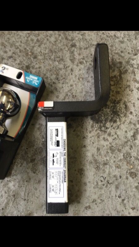 Towing adapter and ball