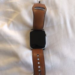 Apple Watch SE 8 Leather Band