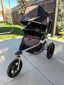 BOB Revolution SE Jogging Stroller