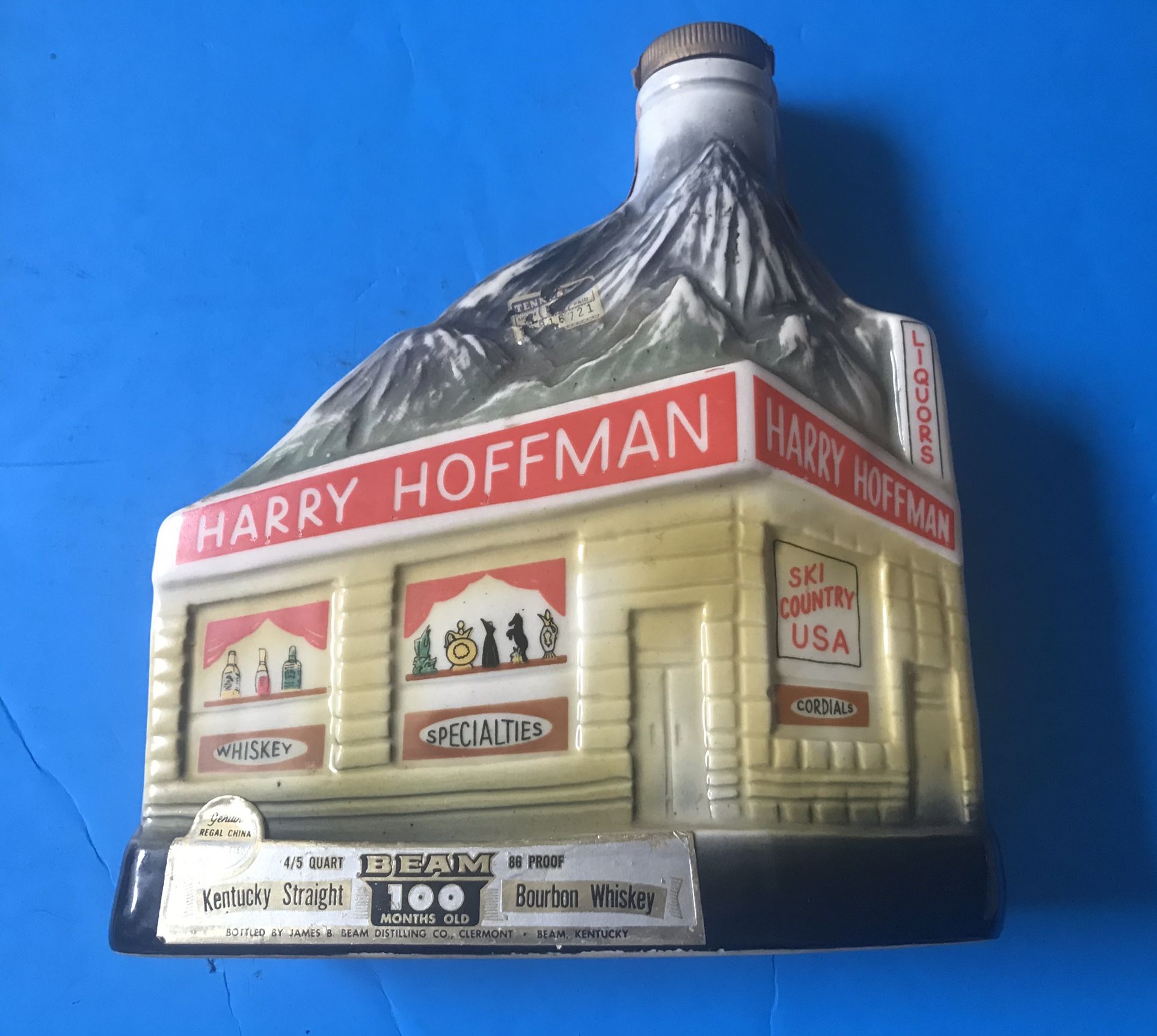 Vintage NICE 1969 JIM BEAM EMPTY DECANTER "HARRY HOFFMAN" MOUNTAIN TOP SKIER