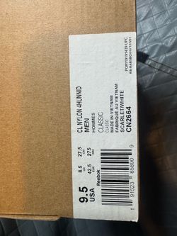 DS Reebok YG S 9.5
