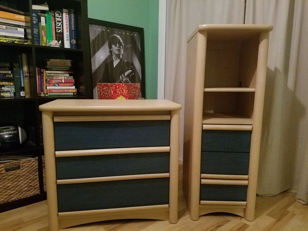 Wooden bedroom set- bookshelves and dresser