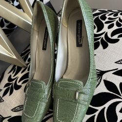 Women’s Green Heels