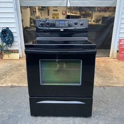 Whirlpool Free Standing 30″ Electric Stove All Black 30 Day Warranty