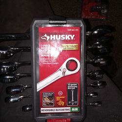 Husky 7 Piece Reversible Combination Wrench Set