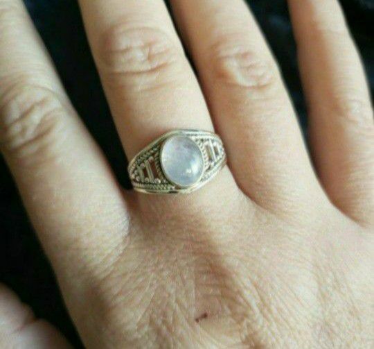 Sterling silver set moonstone ring, size 8.5