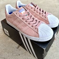 Adidas Superstar Women’s Skateboarding Shoe