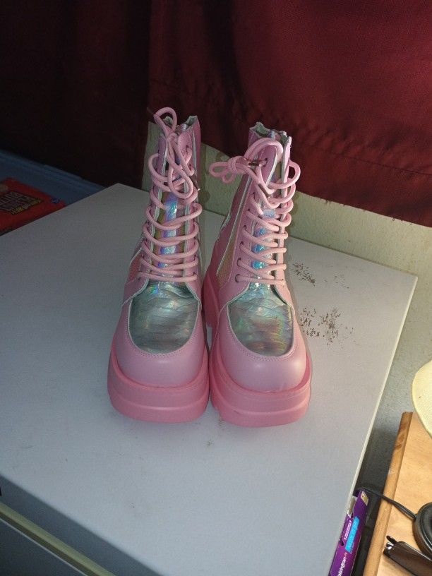 Woman Pink Platform Boots