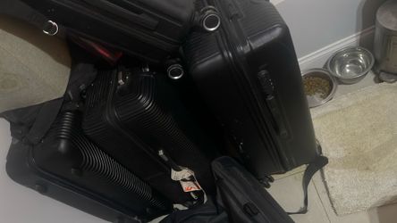Luggages Almost Brand New $75 Each