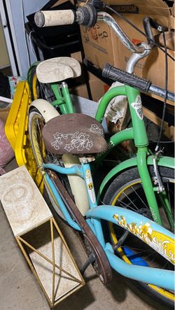 2 Cruiser Bikes – Electra Townie & Nirve Beach Cruiser – Green & Blue